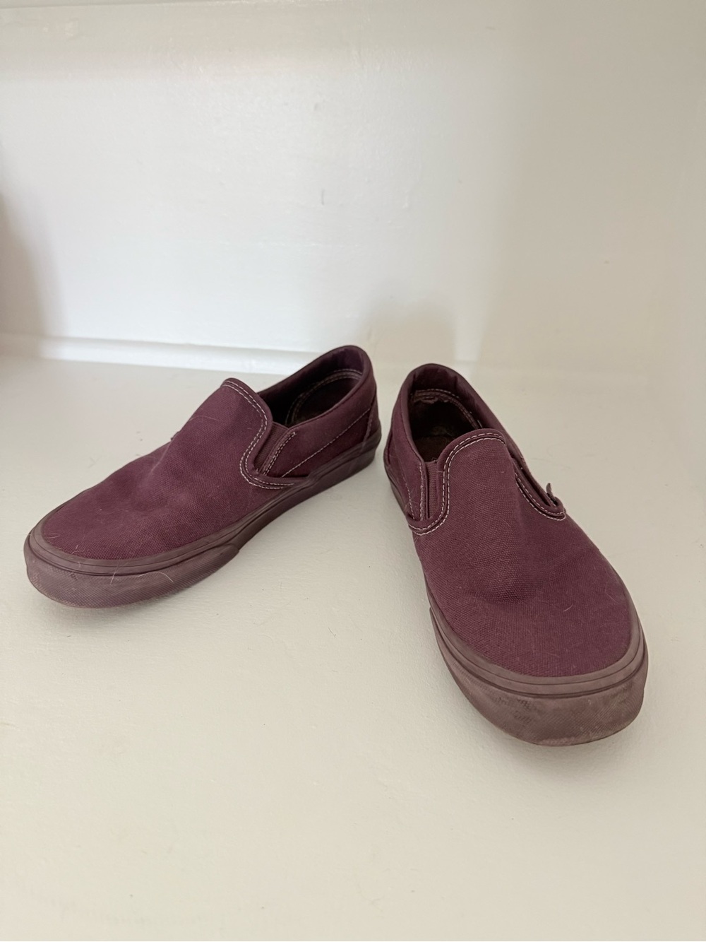 Vans Slip-On Sneakers in Purple